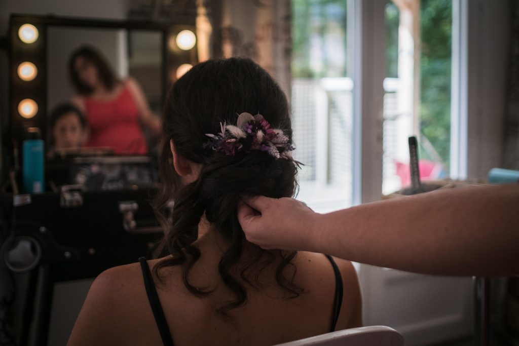 photographe mariage etangs de taysse mise en beauté de la mariée par affinité beauté coiffure