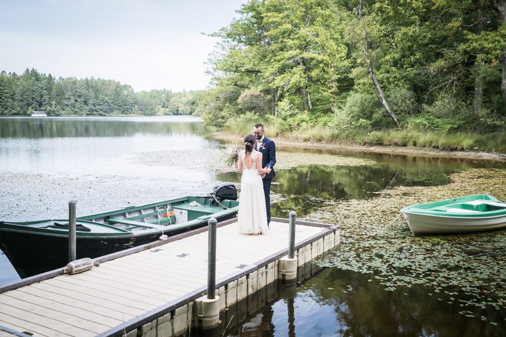photographe mariage étangs de taysse le marié découvre la mariée pour la première fois