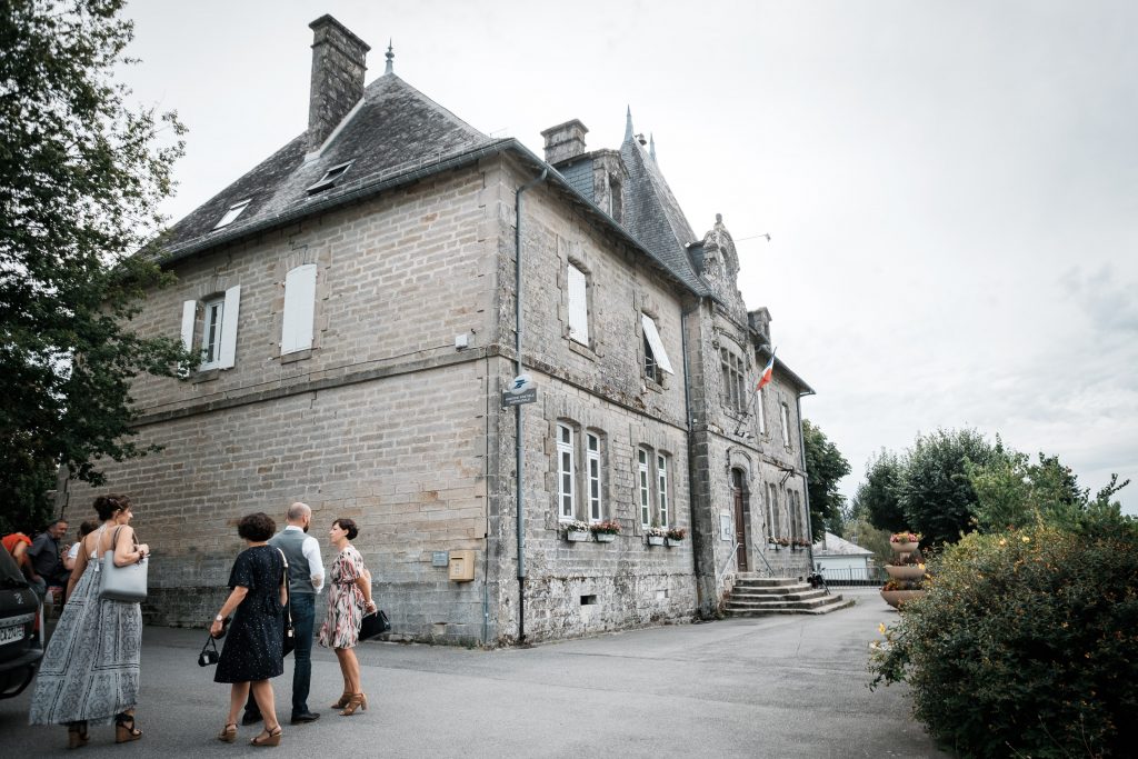 photographe mariage étangs de taysse cérémonie civile maire de sarran